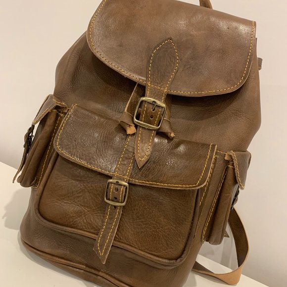 True real leather backpacks - Picture 2 of 3